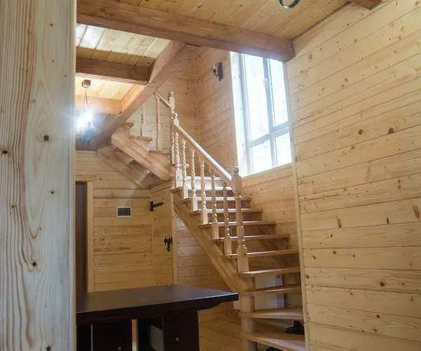 Karpatska Oselia 山林小屋 *