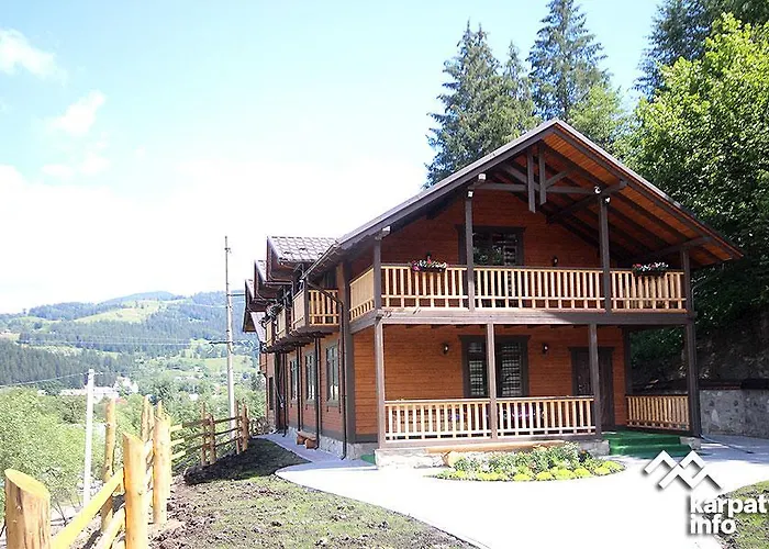 Karpatska Oselia 山林小屋 *